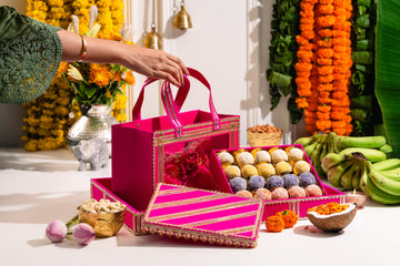 Royal festive tote